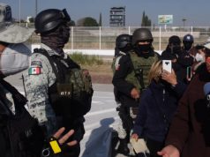 GN retira a adultos mayores en San Andrés Cholula; reclaman por la falta de vacunas