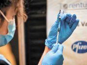 Vacuna de Pfizer obtiene aprobación total y podrá venderse directamente