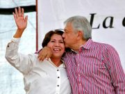 Entregó Delfina Gómez dinero de trabajadores a Morena