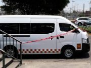 Pasajero mata a tres asaltantes de una combi en Edomex