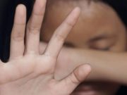 Primera mujer investigada y vinculada a proceso por abuso sexual