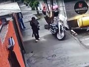 ¡Se busca! Hombre mata y come gatos en Azcapotzalco