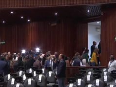 #Video Diputados de oposición abandonan sesión sobre reforma de litio
