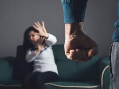 Cómo ayudar a una víctima de violencia familiar?