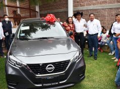 Gran festejo para maestros en Tlatlauquitepec