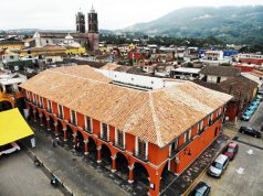 Inauguran rehabilitación del Palacio de Tlatlauquitepec
