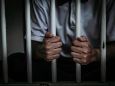 Detienen a Gilberto por machetear a su pareja en Huauchinango