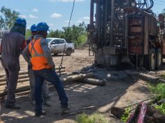 De 6 a 11 meses tardaría rescate de mineros en Coahuila, dijo Protección Civil a familiares