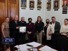 Gobierno de Carlos Peredo reconoce a ciudadanos ejemplares de Teziutlán