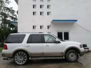 Detienen a dos hombres poblanos en posesión de droga y con camioneta blindada en Veracruz