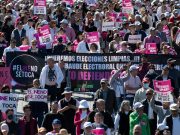 “Hubo muchísimo robo de carteras”: AMLO sobre marcha a favor del INE