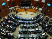 Morena aprueba en el Senado la reforma electoral pese a la rebelión de Monreal