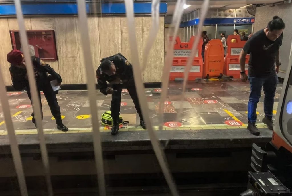 Noche trágica en el Metro: una persona fue arrollada en vías de la Línea 8