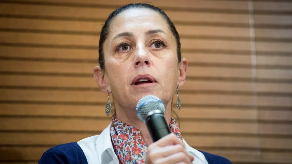 Sheinbaum estaba en Michoacán para hablar de “sus logros” cuando ocurrió el choque en el Metro