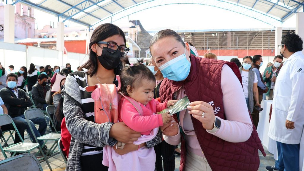 Gobierno de Carlos Peredo realiza Jornada de Salud y Martes Ciudadano en el barrio de Xoloco