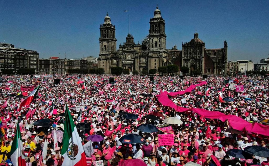 Gobierno de CDMX reporta 90 mil personas en protesta a favor del INE