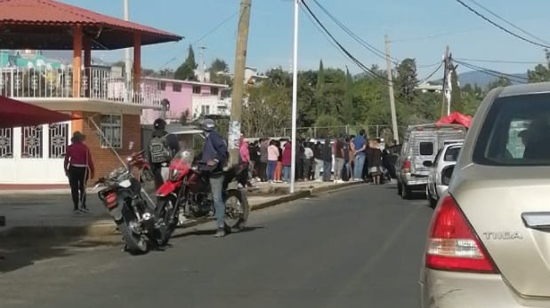 Secuestran a maestra en Tianguistenco; asesinan a presunto raptor