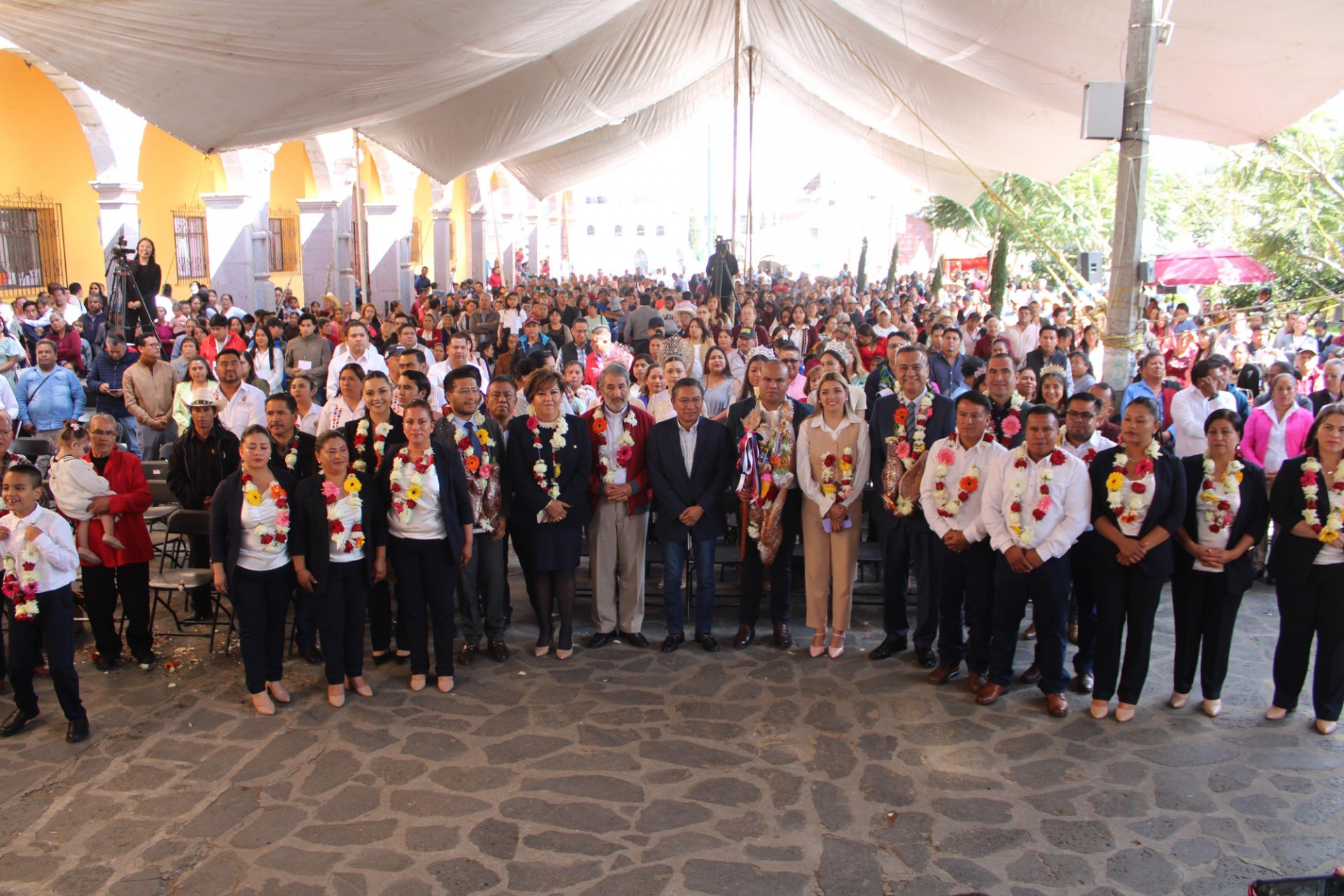 Juan Toral toma protesta como presidente municipal de Chignautla, para el período 2024-2027