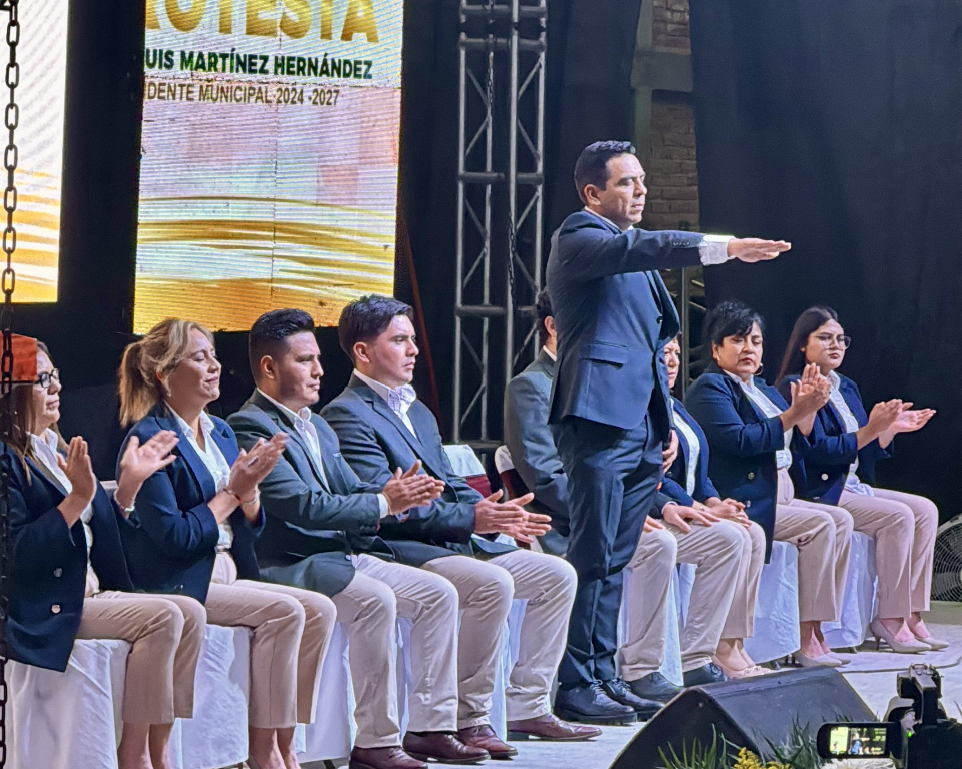 José Luis Martínez asume el mando en Zaragoza