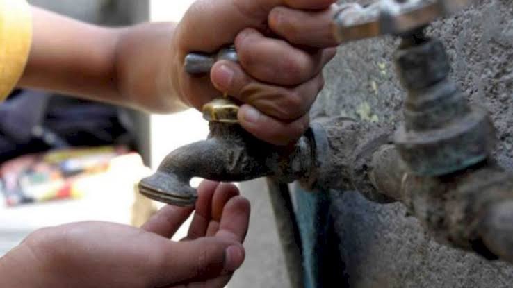 Teziutlán reanuda abastecimiento de agua potable a colonias afectadas por fuga