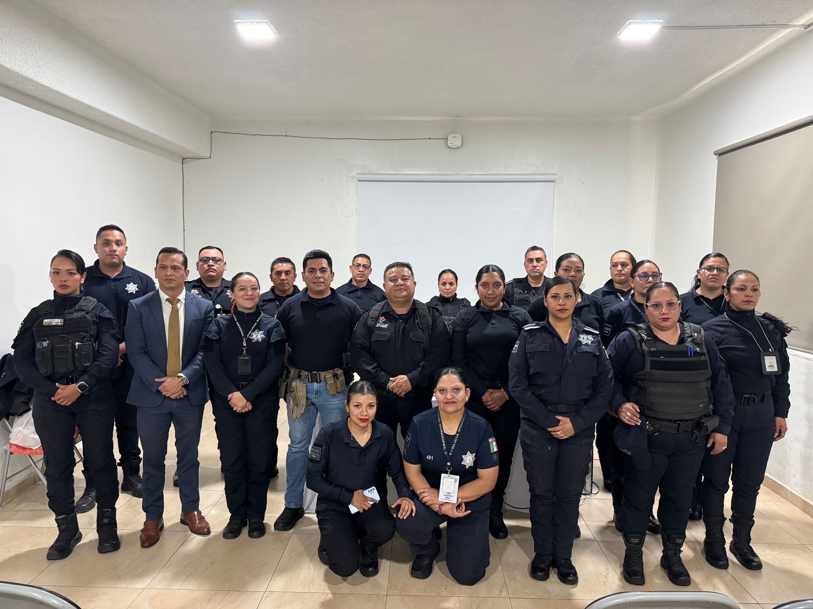 Unidad de Atención a Mujeres, capacita a elementos de Seguridad Pública en Teziutlán
