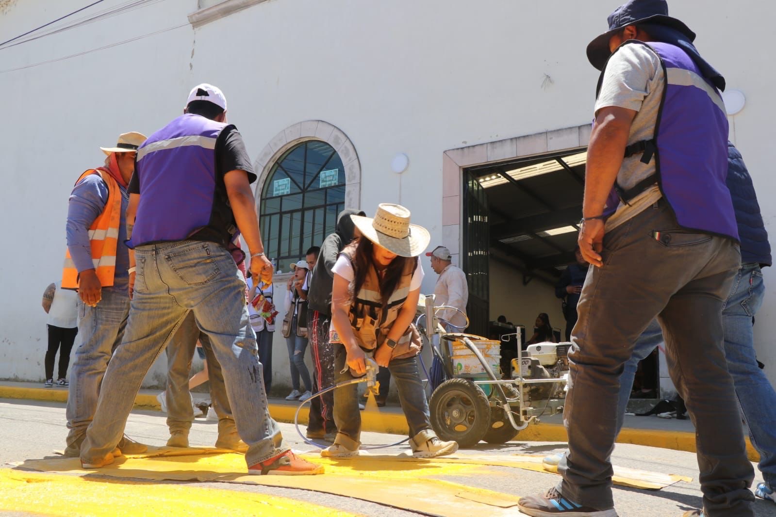 Karla Martínez lleva todos los servicios del gobierno municipal a la junta auxiliar de San Sebastián