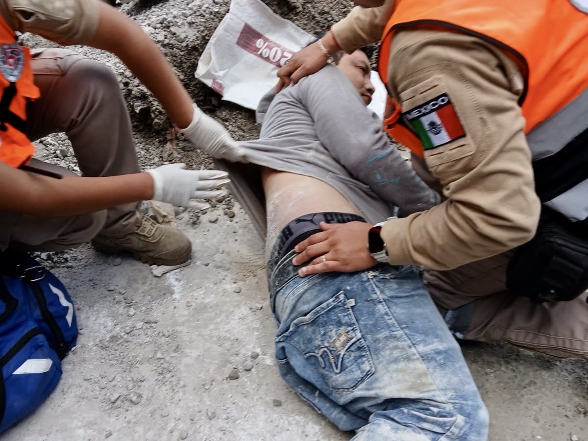 Un día de trabajo casi termina en tragedia para un albañil en Chignautla