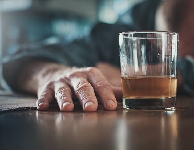 Alcoholismo: enemigo personal con daño social