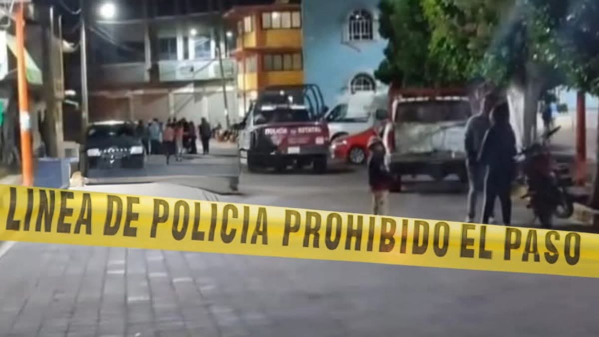 Obligan a tres mujeres a pagar 20 mil pesos por robar duraznos en Puebla