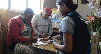 Joven de 17 años alfabetiza a adultos mayores en comunidades de Puebla
