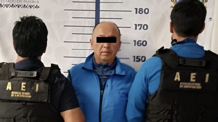 Detienen a presunto defraudador por más de 100 millones de pesos en Puebla