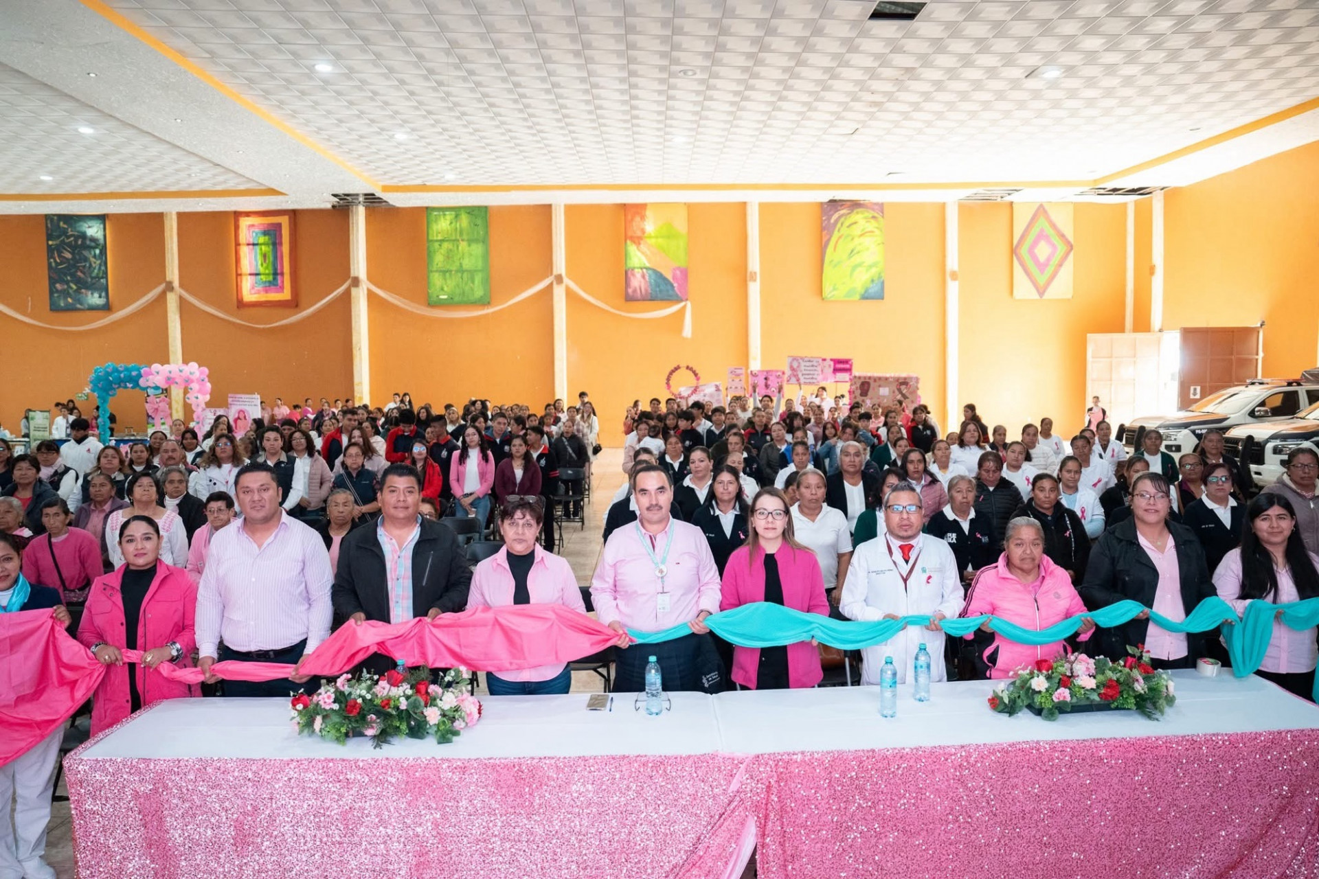 Tlatlauquitepec conmemora el Día Mundial de la Lucha contra el Cáncer de Mama con jornada de prevención y salud