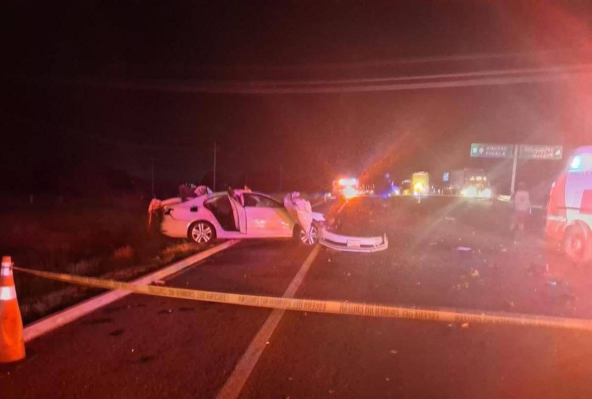 Padre, dos hijos y un nieto mueren en trágico choque en la Amozoc-Perote