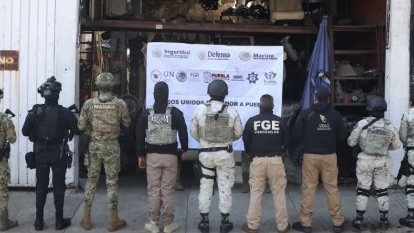 Operativo conjunto en la capital poblana permite asegurar autopartes y un arma de fuego