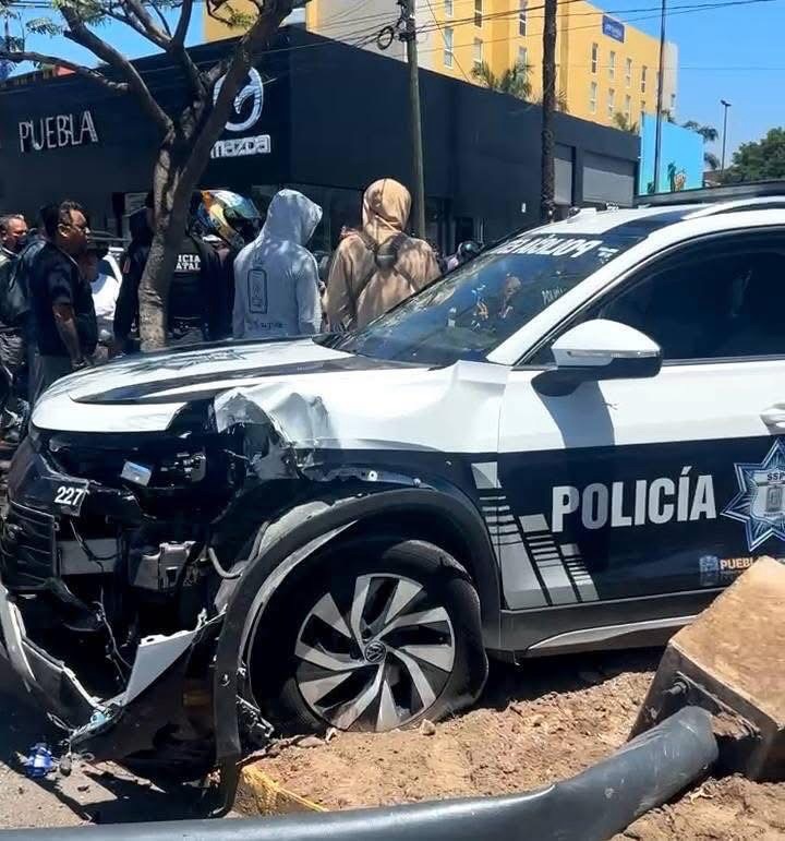Policía estatal atropella y mata a ciclista en Puebla; protestan con bloqueo carretero
